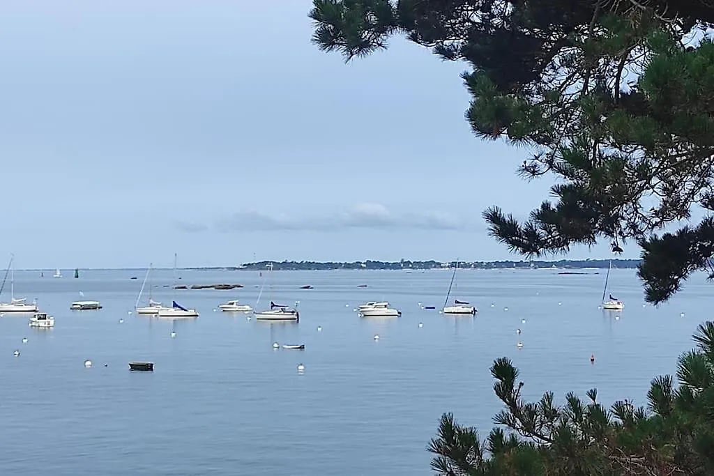 Prázdninový dům Vila Paisible Maison De Vacances A 5 Min Des Plages Parking Privatif Concarneau